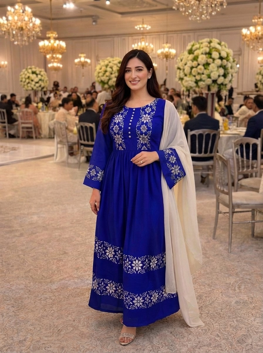 Afghanisches Khamak Kleid für Damen – Besticktes Maxi Kleid mit Chiffon-Schal, Elegante Khamak-Stickerei, Langarm